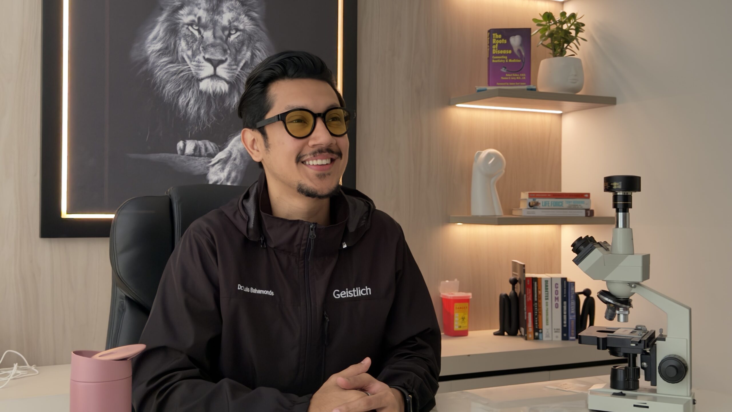 Omega Center — instalaciones