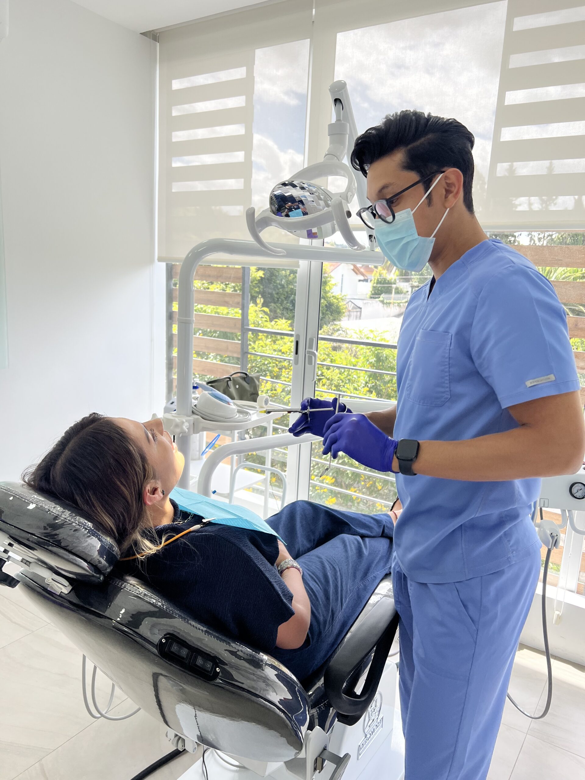 Od. Luis Bahamonde — consulta Omega Center